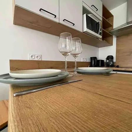 Climatise A 50 M De La Апартаменты